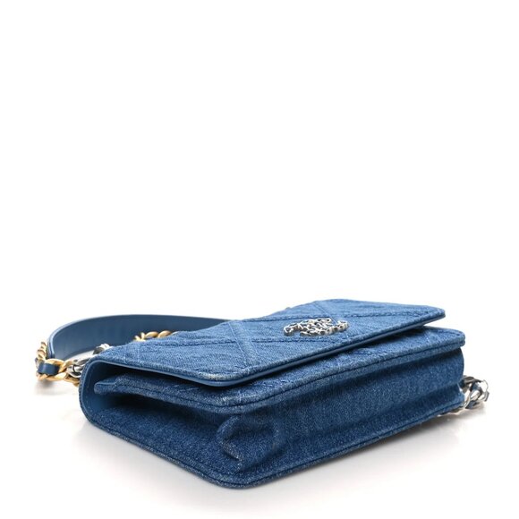 Chanel Denim Quilted Chanel 19 Wallet On Chain WOC Blue Shoulder Bag Crossbody - Picture 4 of 7